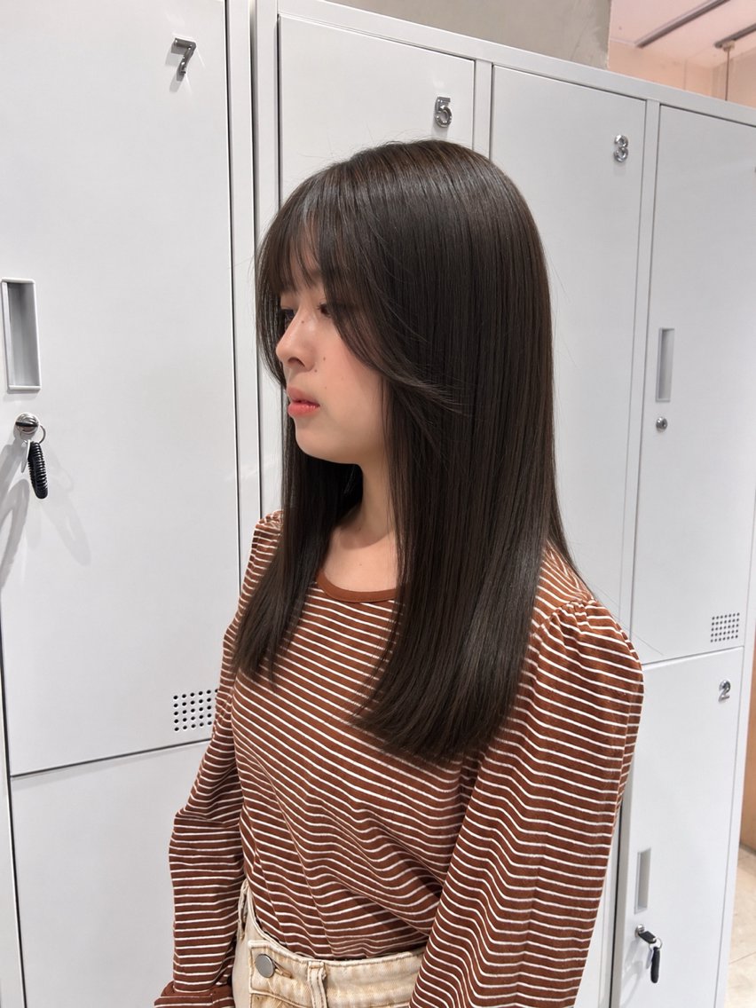 ミディアム カット ヘアカラー トリートメント kaho🫧 オリーブ/艶髪のヘアスタイル