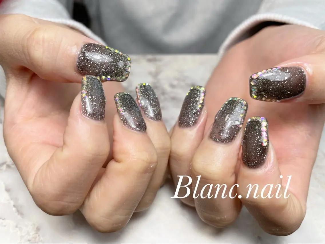ネイル フラッシュネイル ジェルネイル ラメ(グリッター) マグネットネイル ニュアンスネイル ハンドネイル BLANC.nail yuuのネイルデザイン