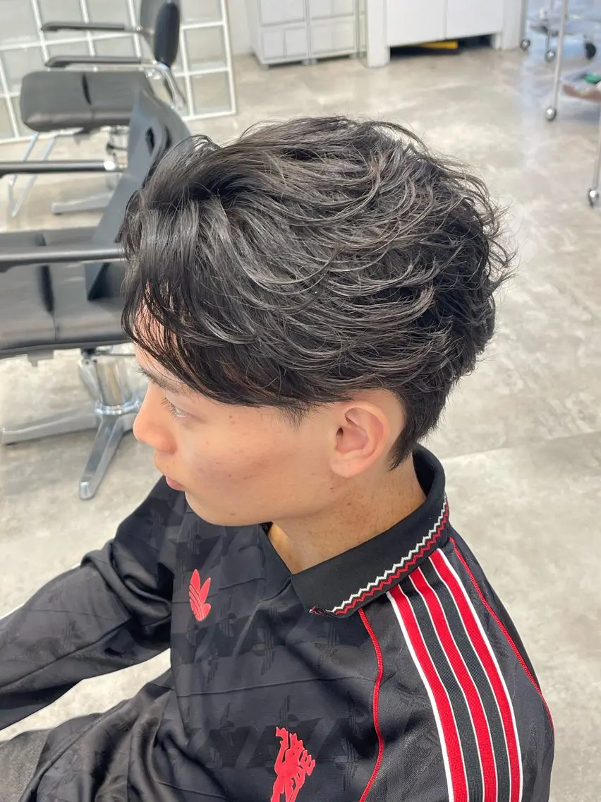 パーマ メンズ フェザーパーマ メンズパーマ カット パーマ トリートメント fifth 武正 琉生のヘアスタイル