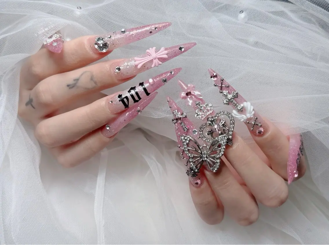 ネイル チークネイル 長さ出し フラッシュネイル フレンチネイル グラデーション ハンドネイル Lenie Nail Salonのネイルデザイン