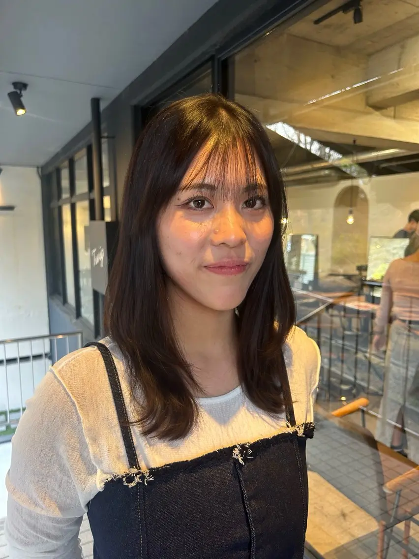 ロング レイヤーカット 縮毛矯正 twig 山田 永嶋芽衣のヘアスタイル