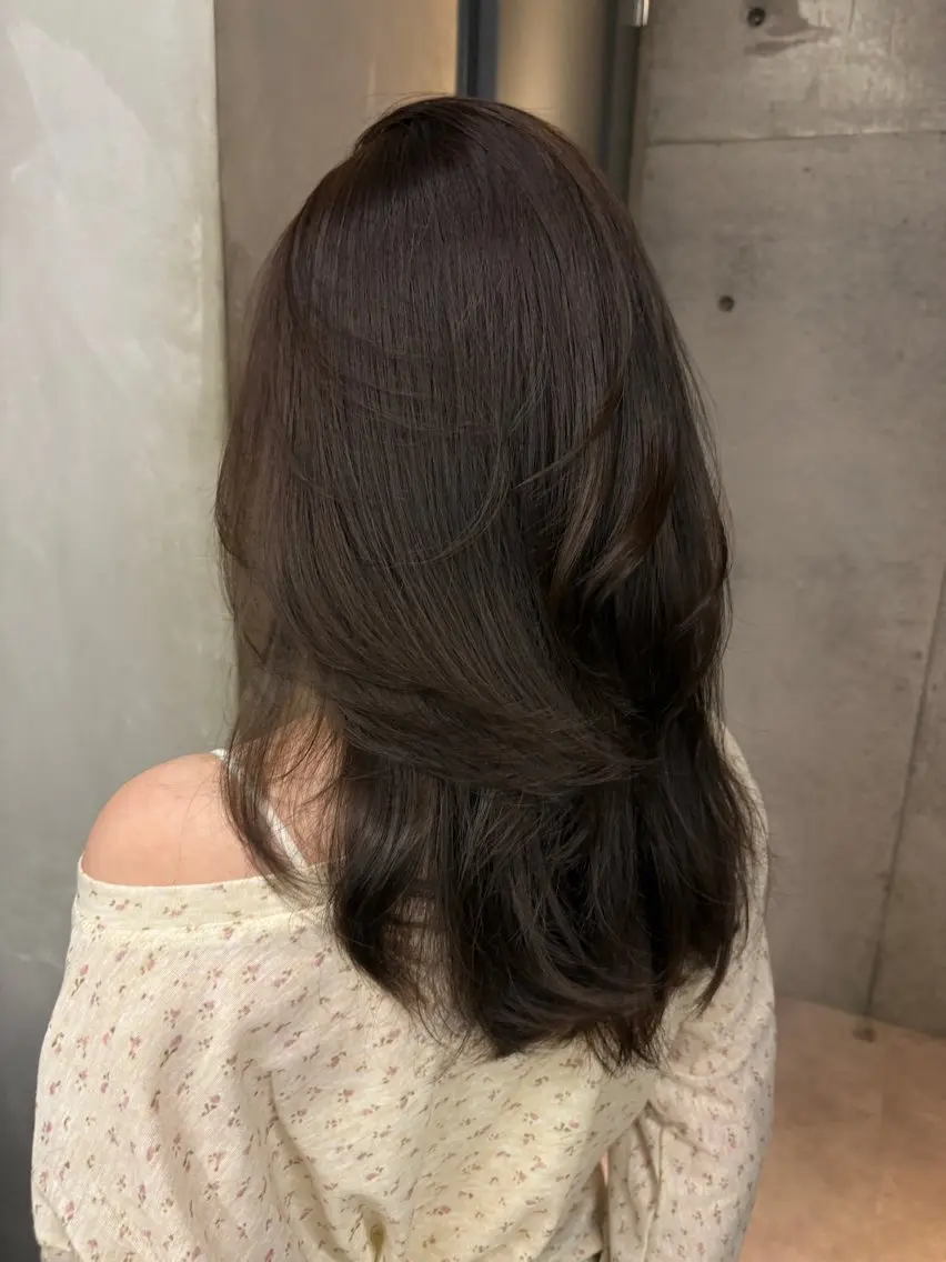 ミディアム カラー カット ヘアカラー トリートメント Saki/レイヤー/ 柔色カラー/顔まわりのヘアスタイル