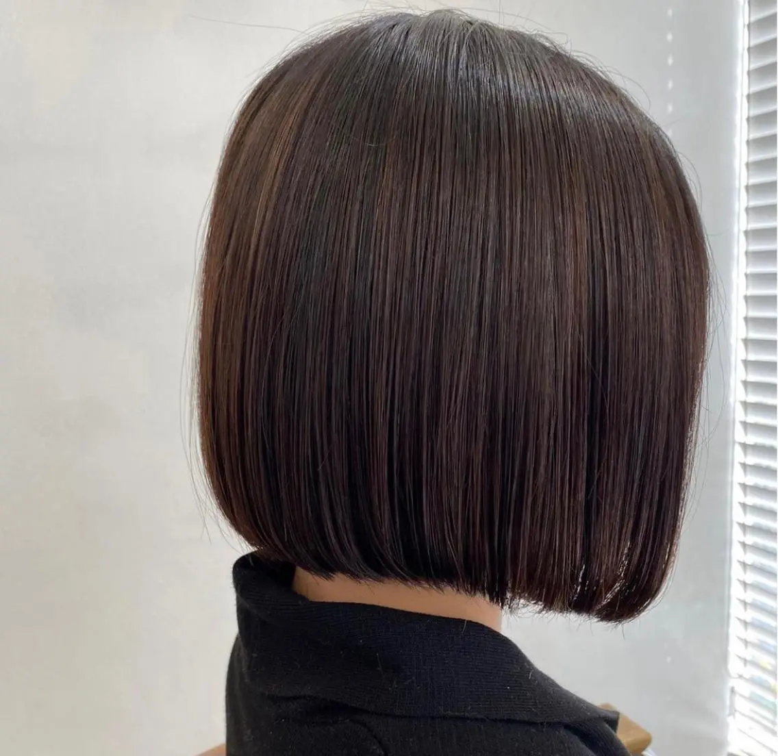 ショート ショートヘア バタフライレイヤー/ ニシトモユキのヘアスタイル
