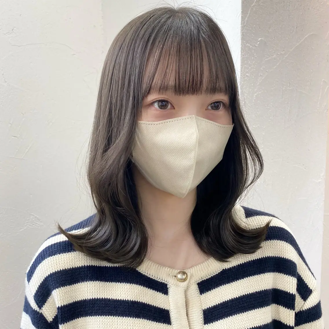 セミロング 榎園 由美のヘアスタイル