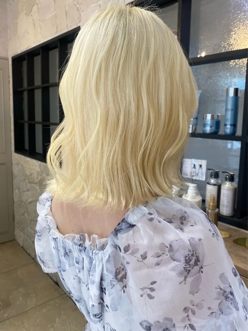 ミディアム 🌼髪質改善･アレン ジ･レイヤー🌼のヘアスタイル
