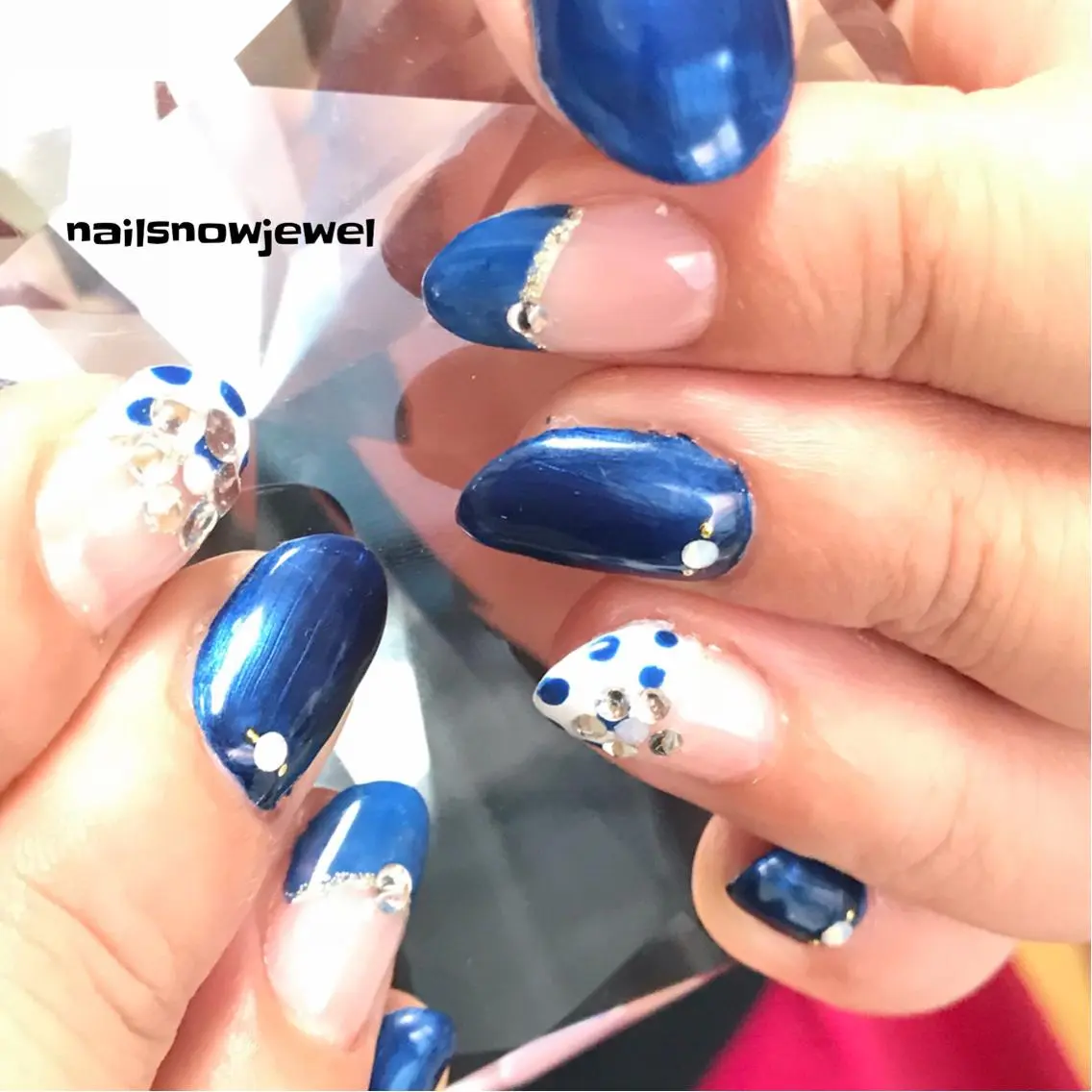 ネイル フレンチネイル nail snowjewelのネイルデザイン
