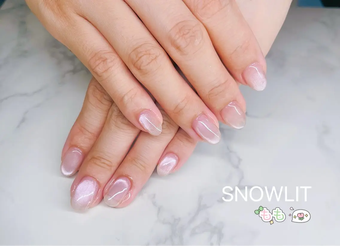 ネイル SNOW LITのネイルデザイン