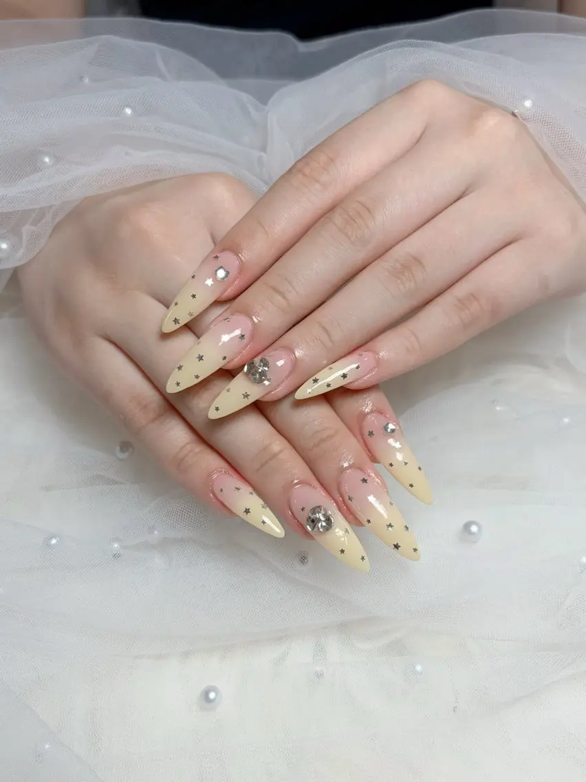 ネイル ハンドネイル Huynnail Shinjukuのネイルデザイン