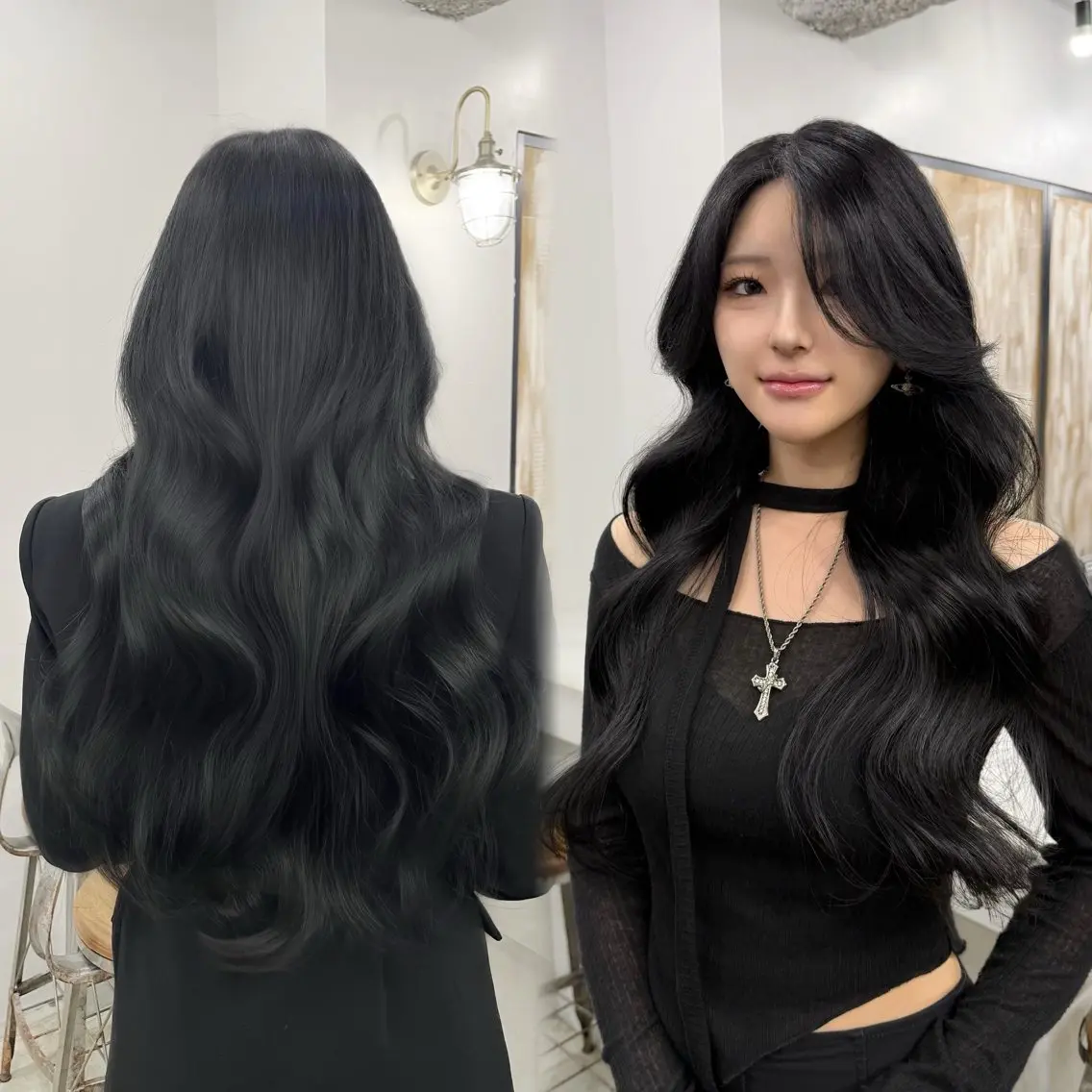 ロング カラー 黒髪 ブルーカラー ブルーブラック 透明感カラー グレージュ カット ヘアカラー トリートメント 韓国ヘア🫧 KAZUTOのヘアスタイル