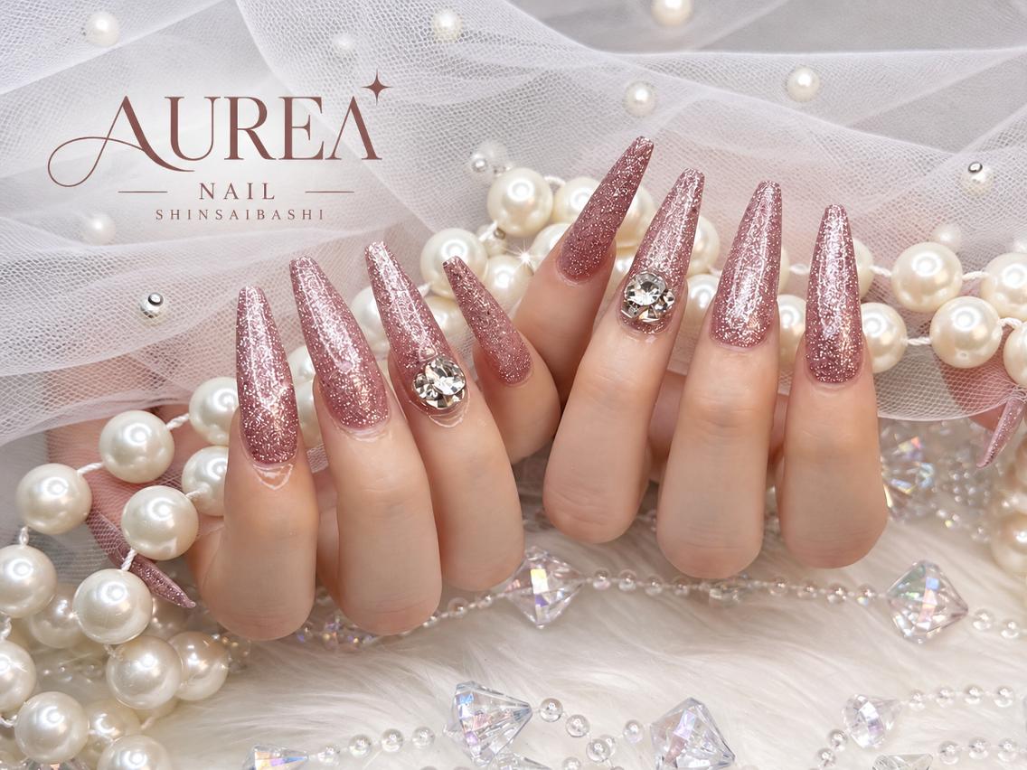 ネイル H-nail ロング/3D/Y2Kのネイルデザイン
