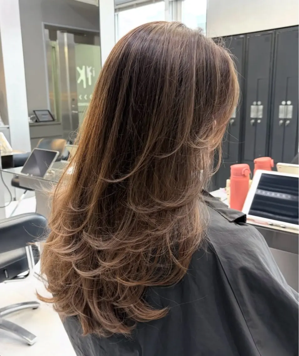 ロング レイヤーカット トリートメント ヘアカラー トリートメント Kotomi 🇺🇸💋のヘアスタイル