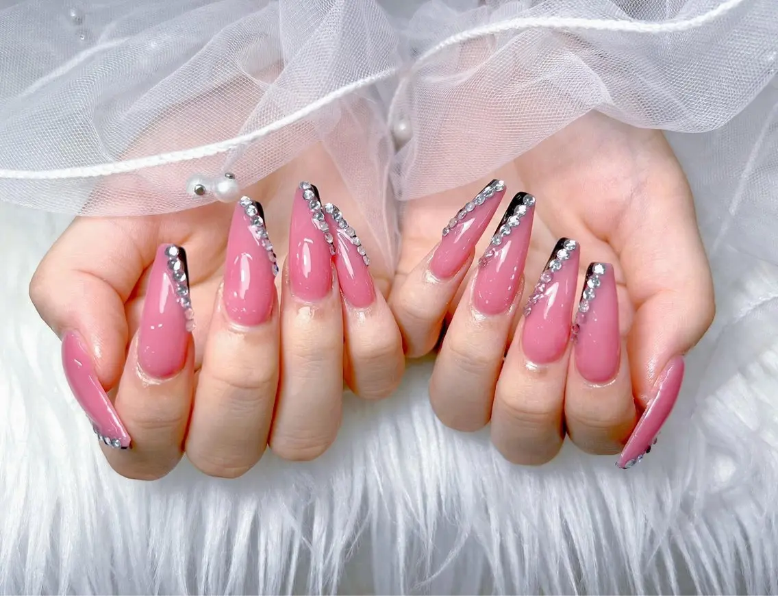 ネイル AURA NAIL🎀💅のネイルデザイン