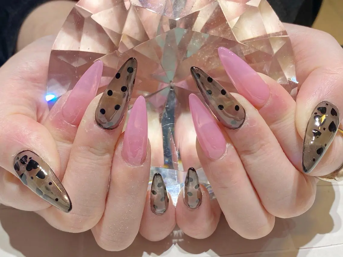 ネイル スカルプネイル YUN 💅のネイルデザイン