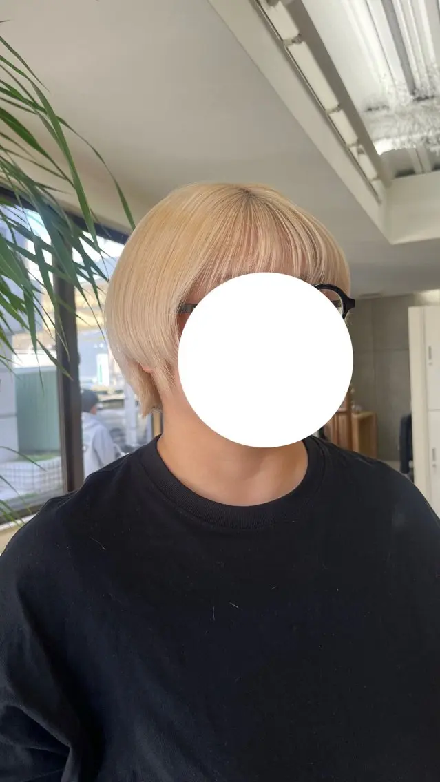 ショート カラー HONOKA/ ハイトーン艶カラーのヘアスタイル