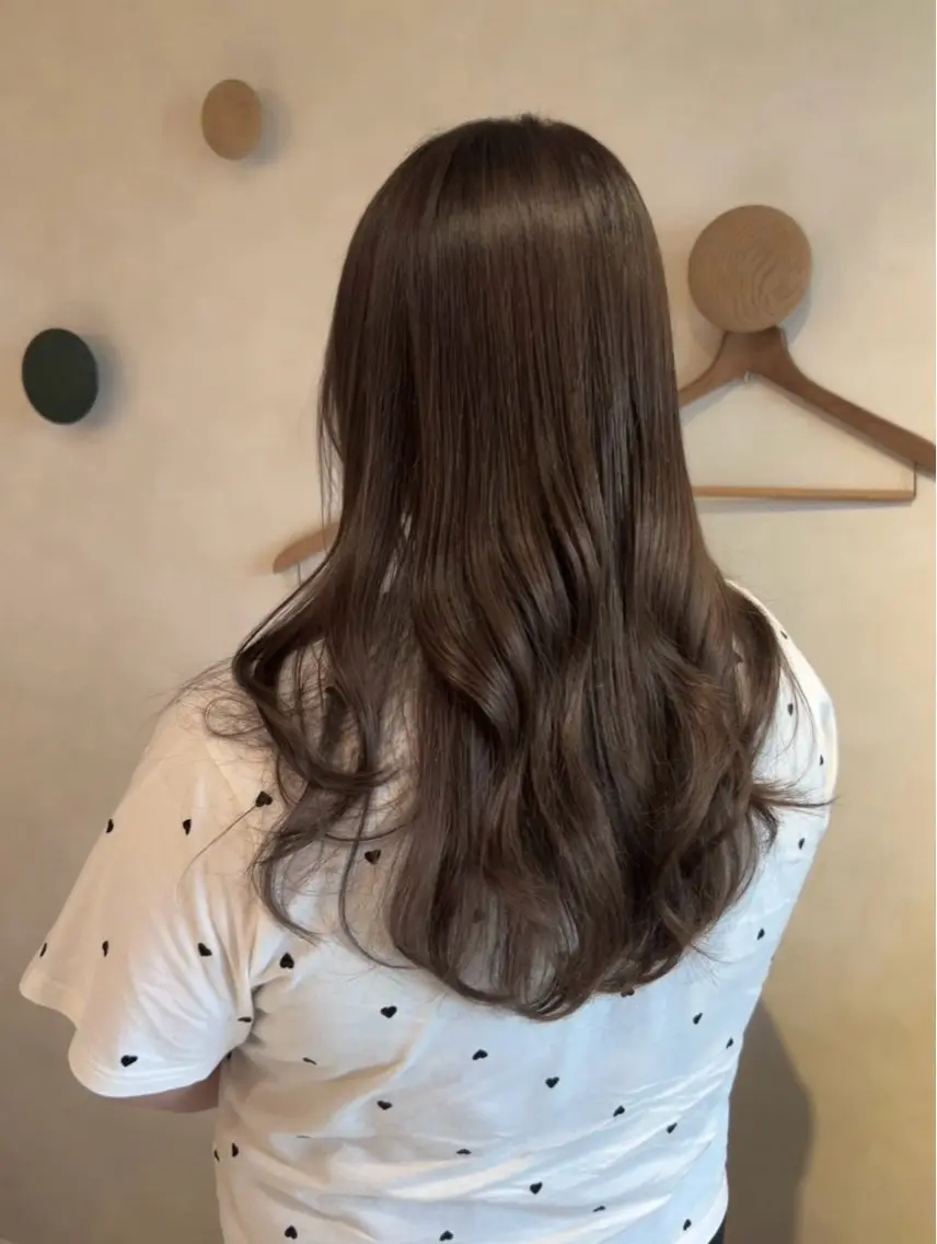 ロング 透明感カラー/大城 かえでのヘアスタイル