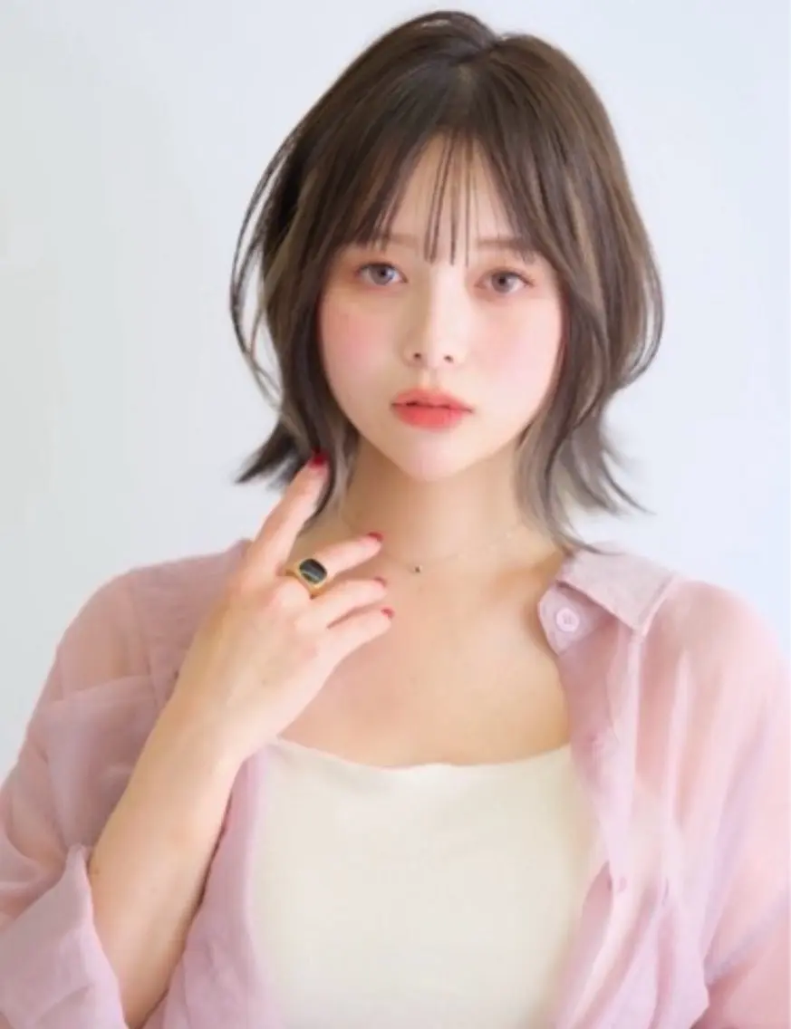 ミディアム カット ヘアカラー 🩵 GINZA / 市川 桃子 🩵のヘアスタイル