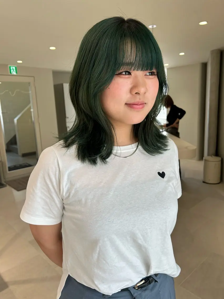 ミディアム カラー カット ヘアカラー 海外レイヤー /NAGISAのヘアスタイル