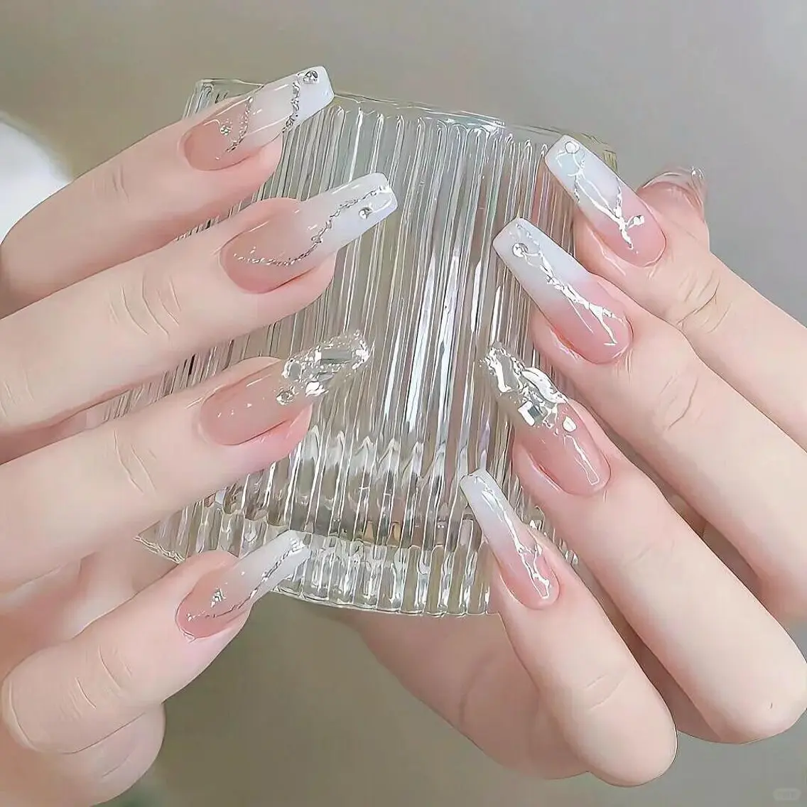 ネイル ハンドネイル ハンドケア 🌻Jr.FANS NAIL池袋店🌻のネイルデザイン