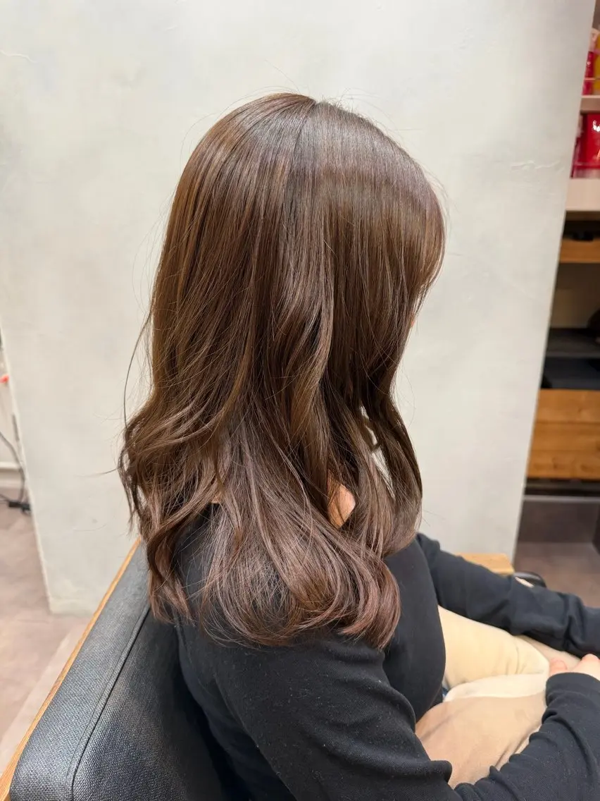 セミロング ITO ERIのヘアスタイル