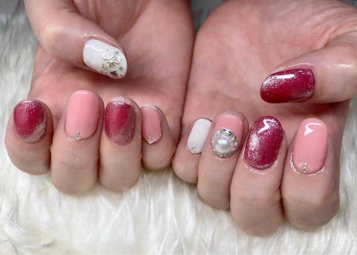 ネイル ジェルネイル マグネットネイル パラジェル 冬ネイル クリスマス ハンドネイル Nail&eye Belire 新宿のネイルデザイン