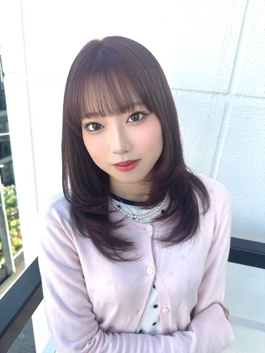 セミロング ラベンダーベージュ 学生 韓国風ヘア ヘアカラー 🦋ami/浦和 ブリーチ／韓国🦋のヘアスタイル