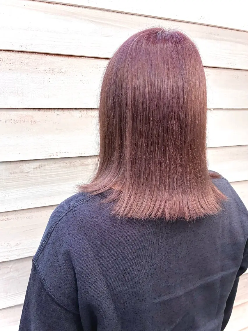 ミディアム ラベンダーベージュ ヘアカラー 佐藤 隆太のヘアスタイル