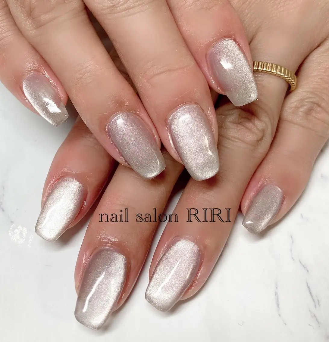 ネイル マグネットネイル RIRI リリのネイルデザイン