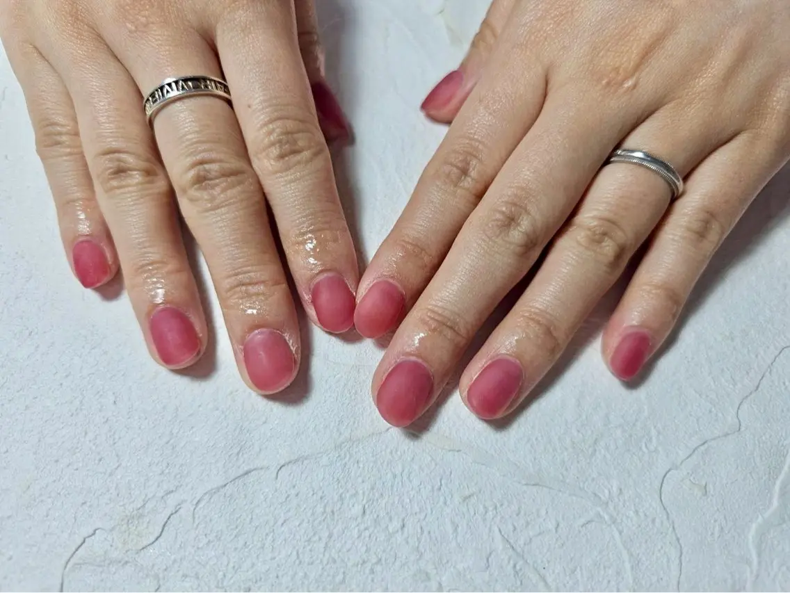 ネイル オーロラネイル フットネイル フレンチネイル ジェルネイル マグネットネイル ハンドネイル mogunail &blowのネイルデザイン