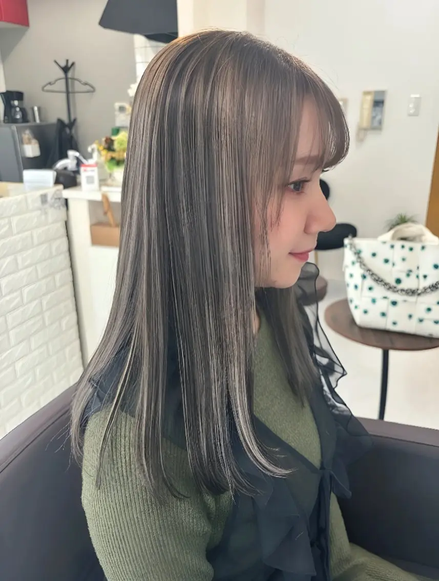 カラー ロング カット ヘアカラー ma cherie naoのヘアスタイル