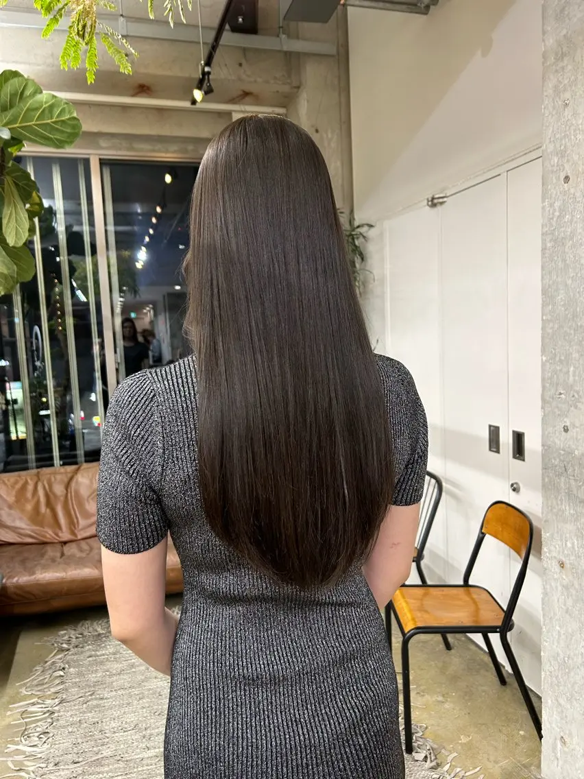 【6月限定】カット+ツヤサラ酸性ストレートの写真