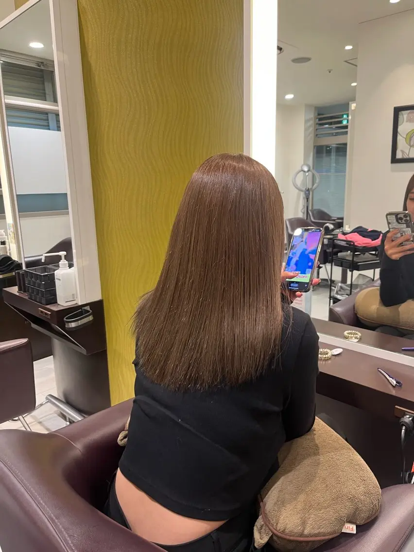 ミディアム ヘアカラー CHIE🪐 《チエ》のヘアスタイル