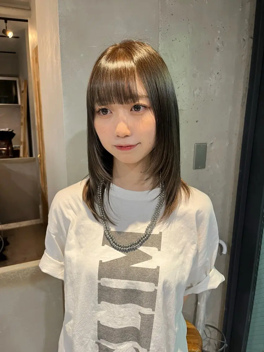 ミディアム レイヤーカット tamakawa hinaのヘアスタイル