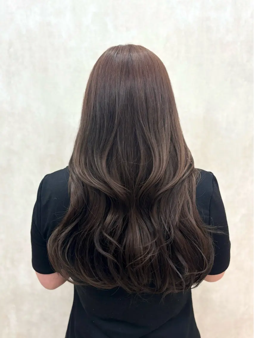 カラー ヘアカラー 梅原 結唯のヘアスタイル