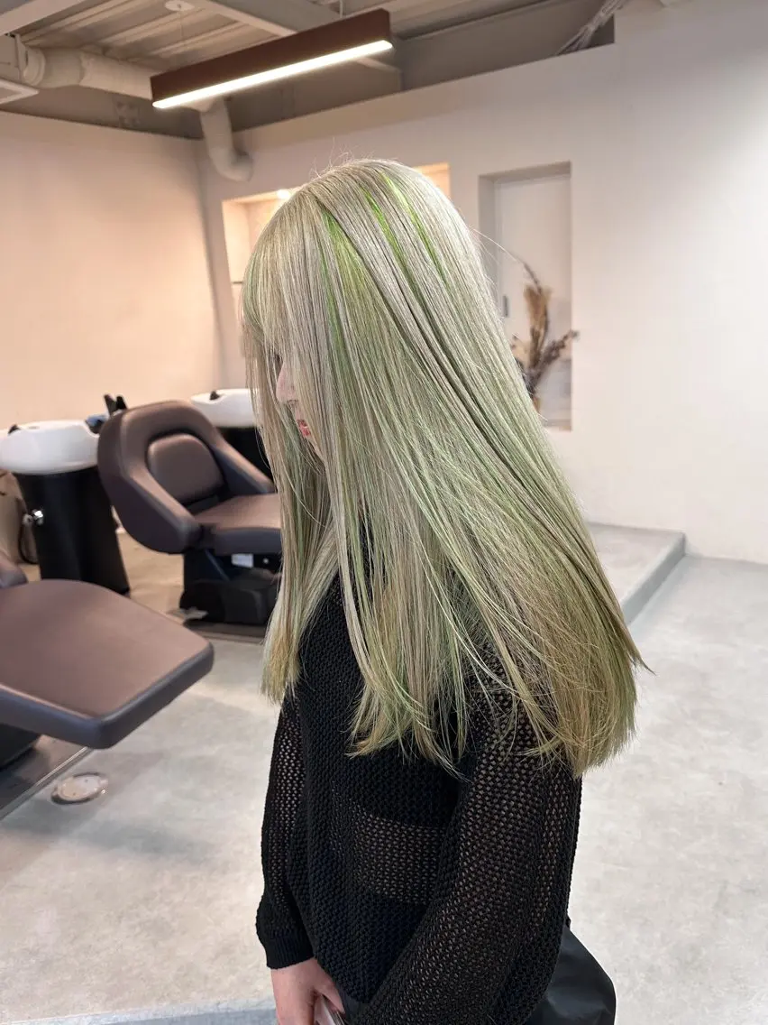 ロング カラー ハイトーン×似合わせ 🌱中川慎之介のヘアスタイル