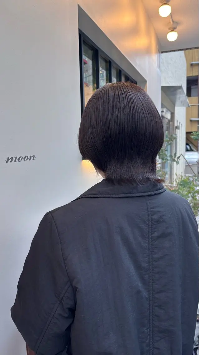 ショート ウルフカット 平出 千尋のヘアスタイル