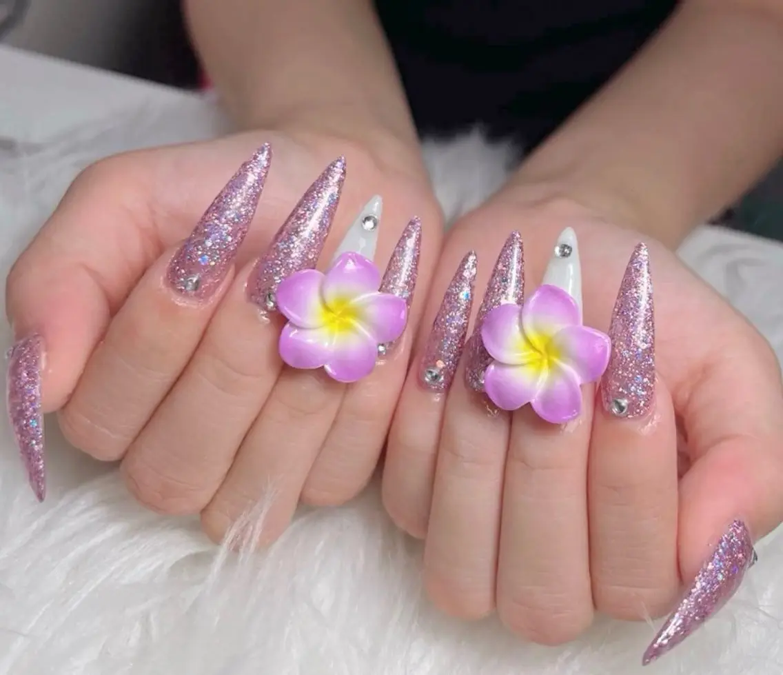 ネイル アートネイル ボルドー フレンチネイル ジェルネイル 氷ネイル・うるうるネイル ハンドネイル Julie Nail Rinのネイルデザイン