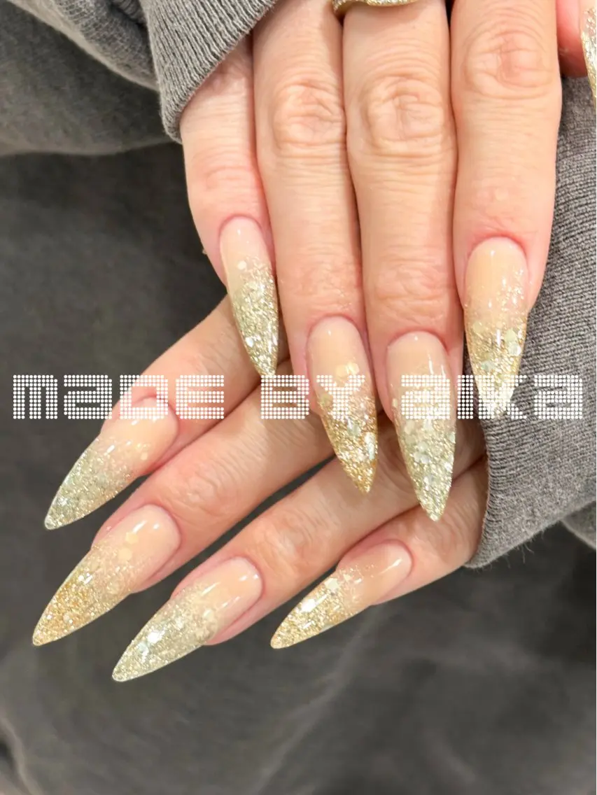 ネイル ラメ(グリッター) ラメグラデーション スカルプネイル ハンドネイル ハンドケア Made By AIKAのネイルデザイン