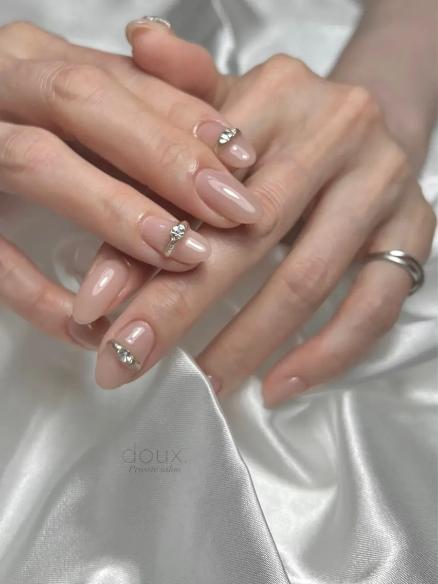 ネイル アートネイル 韓国ネイル ミラーネイル 夏ネイル ブライダルネイル doux. nailのネイルデザイン