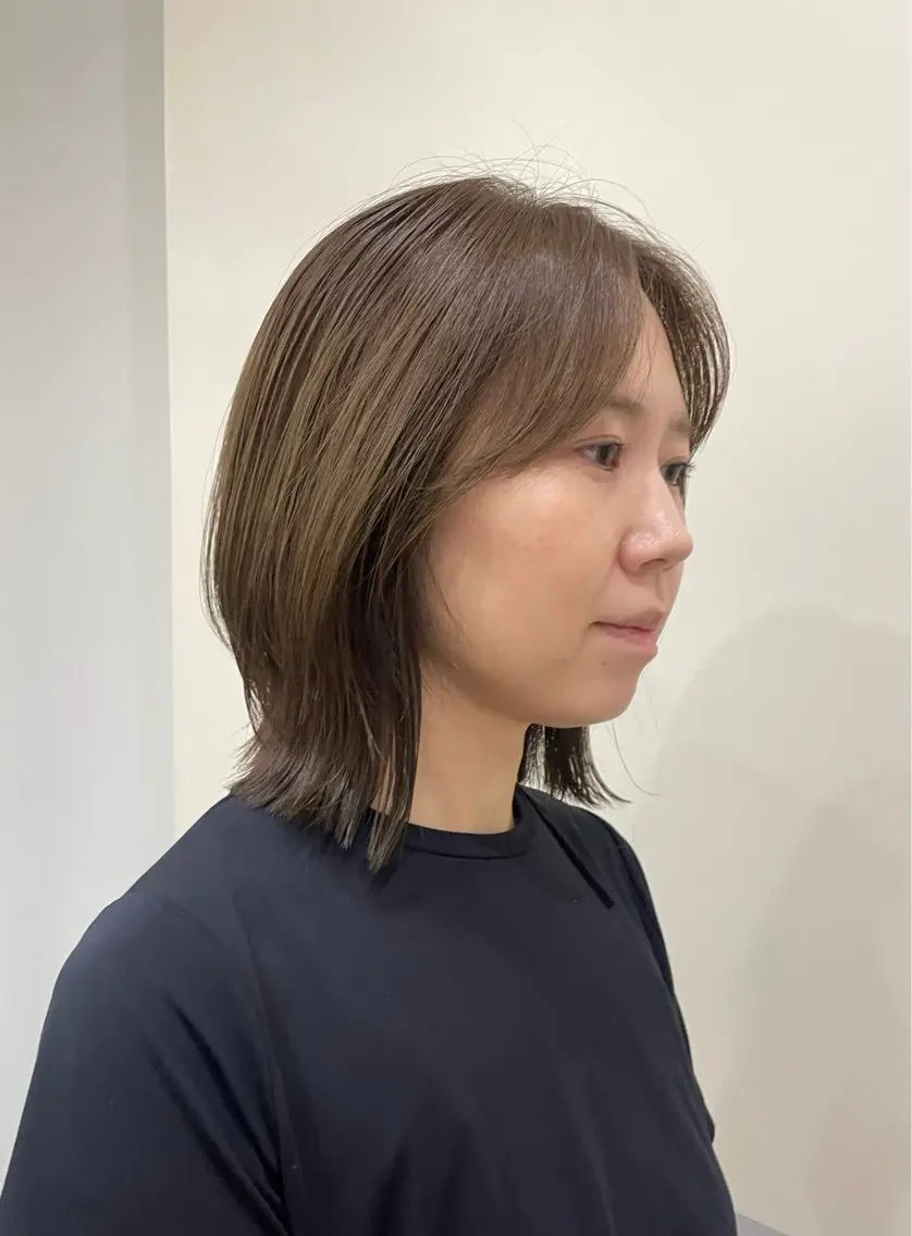 ミディアム ボブレイヤー ボブ レイヤーカット 小久保 里紗のヘアスタイル