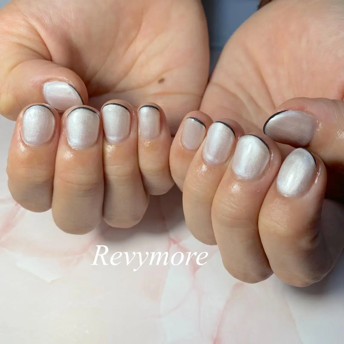 ショート ネイル フレンチネイル ジェルネイル シンプルネイル nail salon Revymoreのネイルデザイン