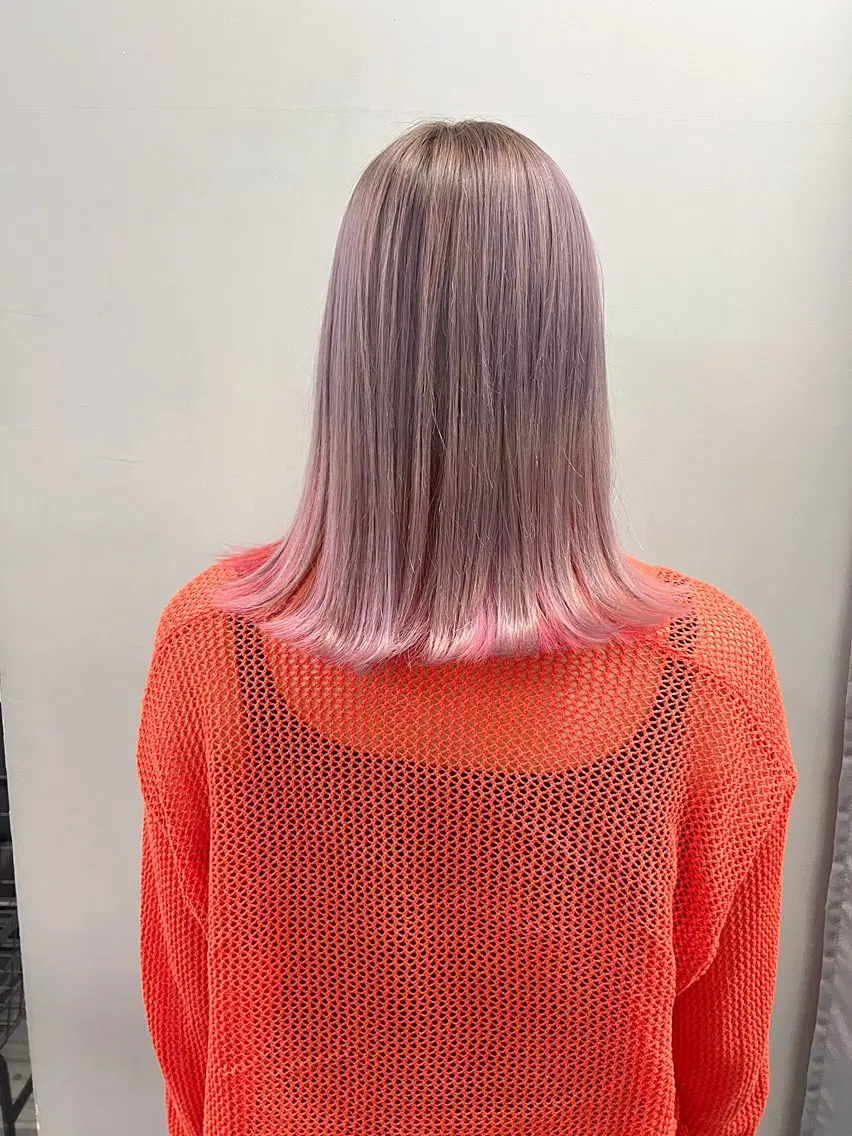 ミディアム カラー ブリーチ ラベンダーカラー シルバー カット ヘアカラー トリートメント 【痛くないブリーチ】 野村友大のヘアスタイル