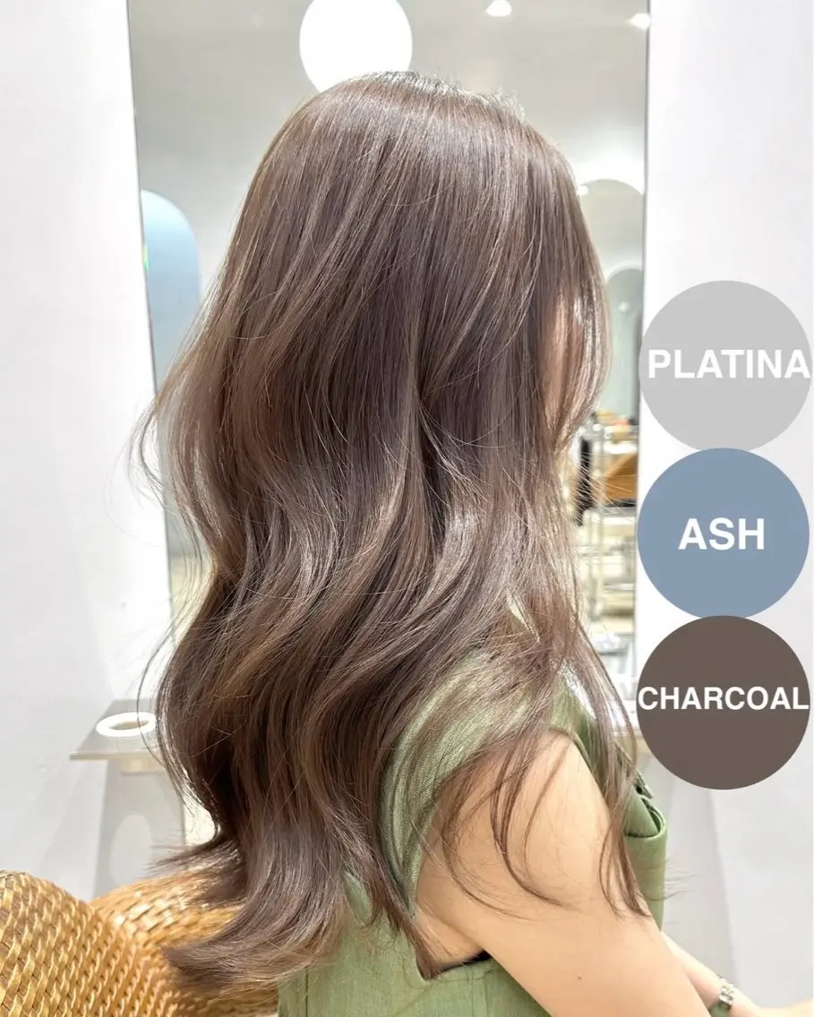 ロング カラー ヘアカラー ヒジオカ リナのヘアスタイル