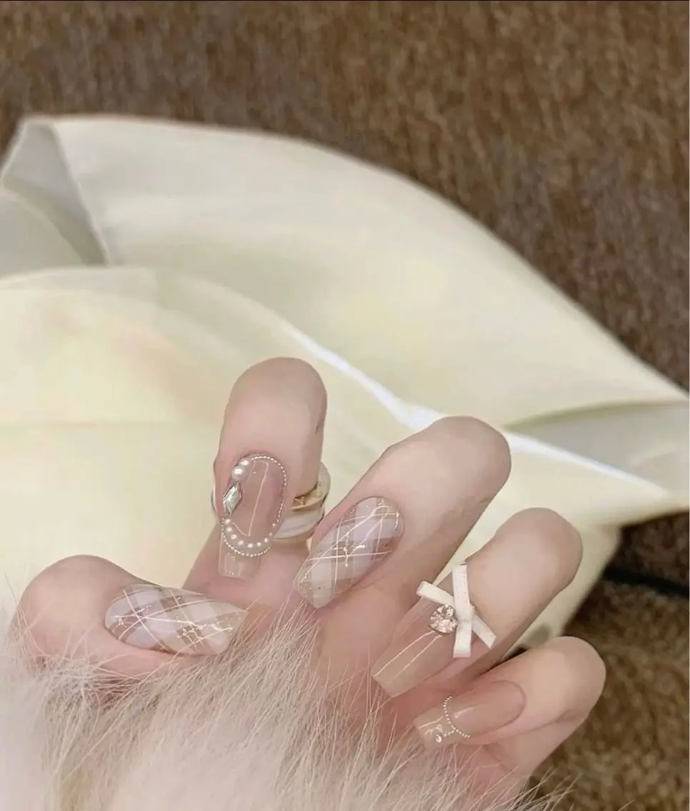 ネイル 韓国ネイル 持ち込み ニュアンスネイル ネイルチップ ハンドネイル RINN ANA.CHUOのネイルデザイン