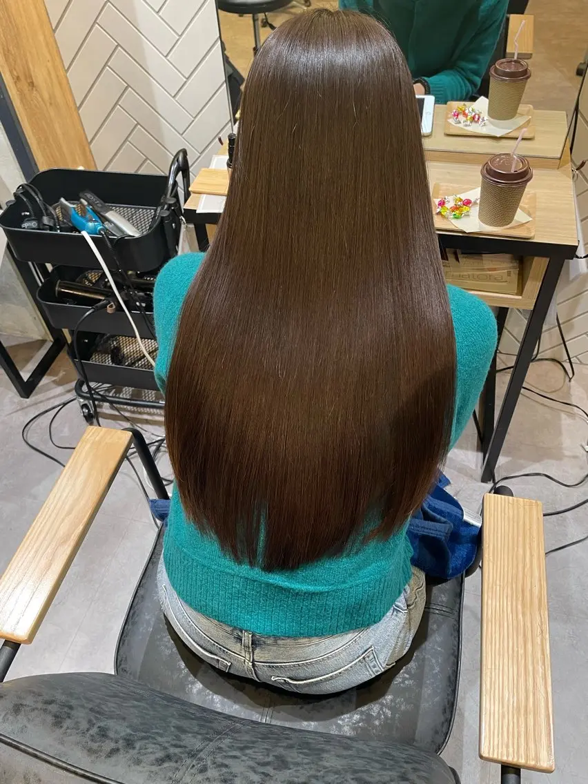 【髪質改善】酸性ストレート+カラー+デザインカットの写真