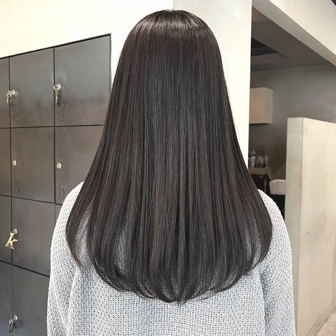 ロング カラー グレージュ ラベンダーカラー ラベンダーグレージュ ラベンダーグレー 髪質改善 カット ヘアカラー トリートメント なな/ICI/レイヤ ーパーマ/上前津のヘアスタイル