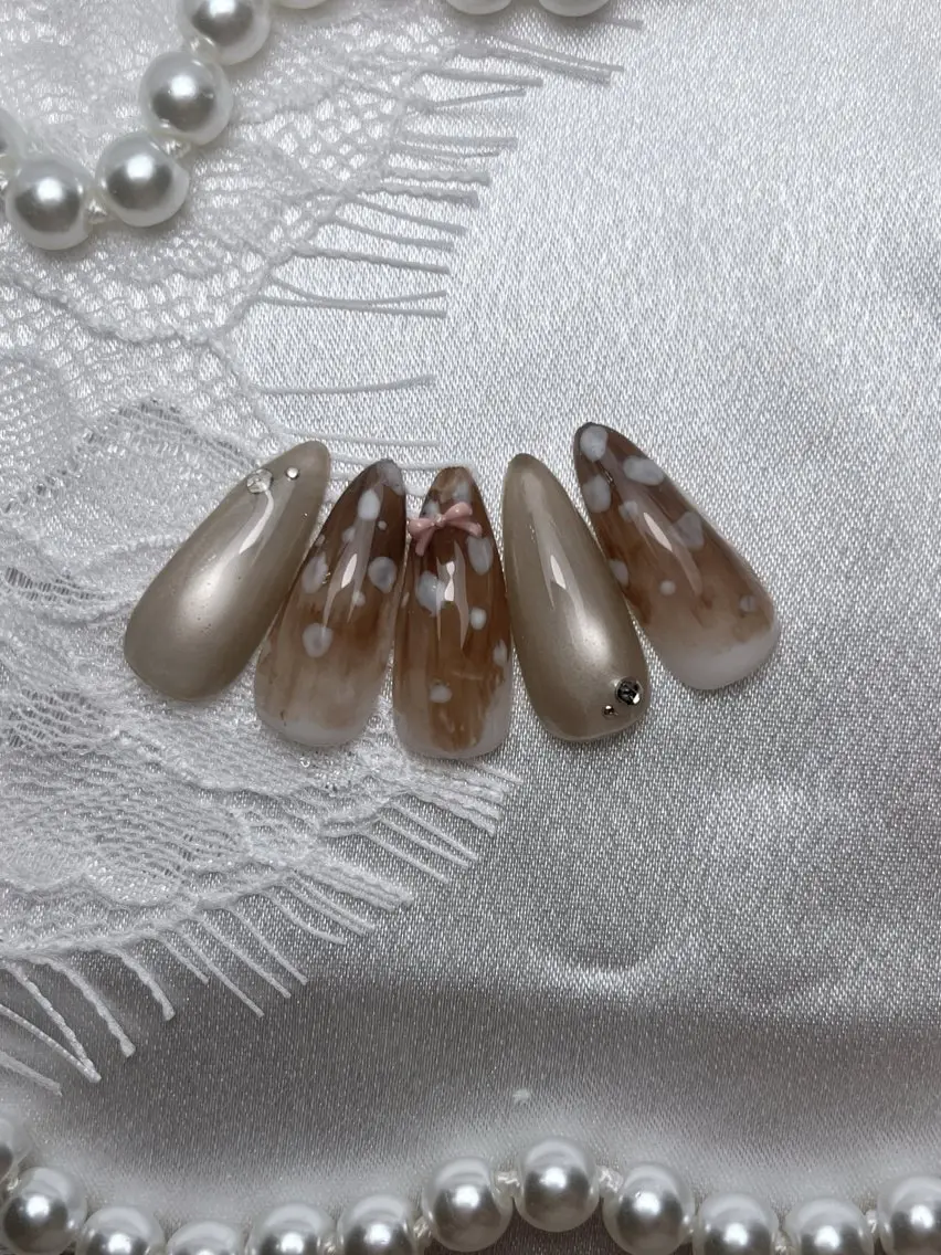 ネイル ガーリー ワンホンネイル ハンドネイル Swan Nailのネイルデザイン