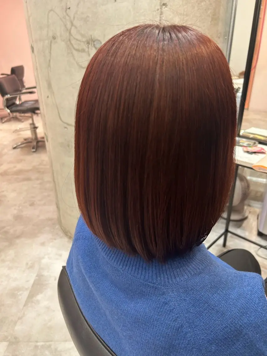 ミディアム 艶髪特化矯正カット ✨️MOMOEのヘアスタイル