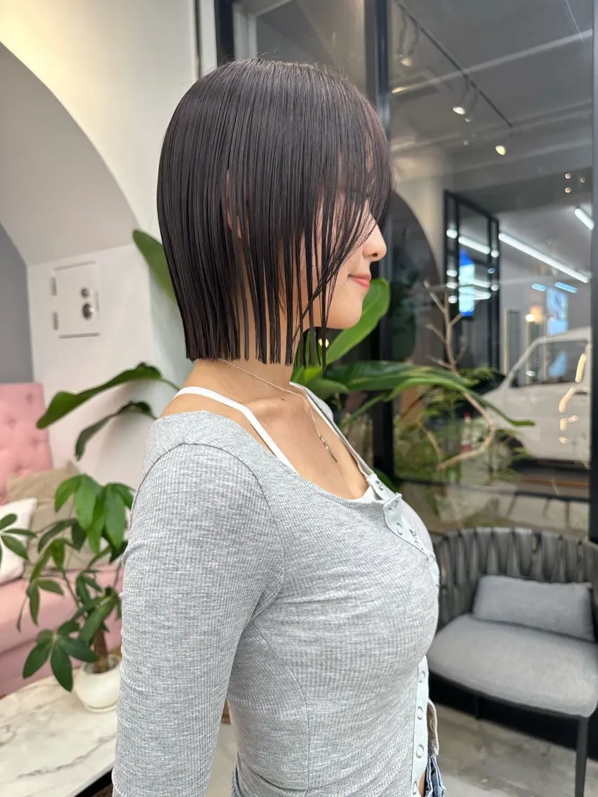ミディアム ボブ レイヤーカット 瑠輝のヘアスタイル