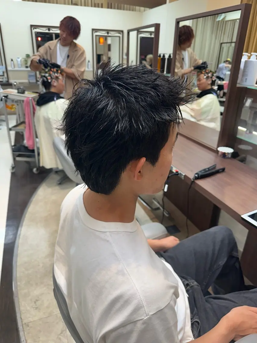 ショート カラー パーマ メンズ スパイキーショート 刈り上げ ショートヘア カット ヘアセット 成田No.1 メンズヘア/清和武虎のヘアスタイル