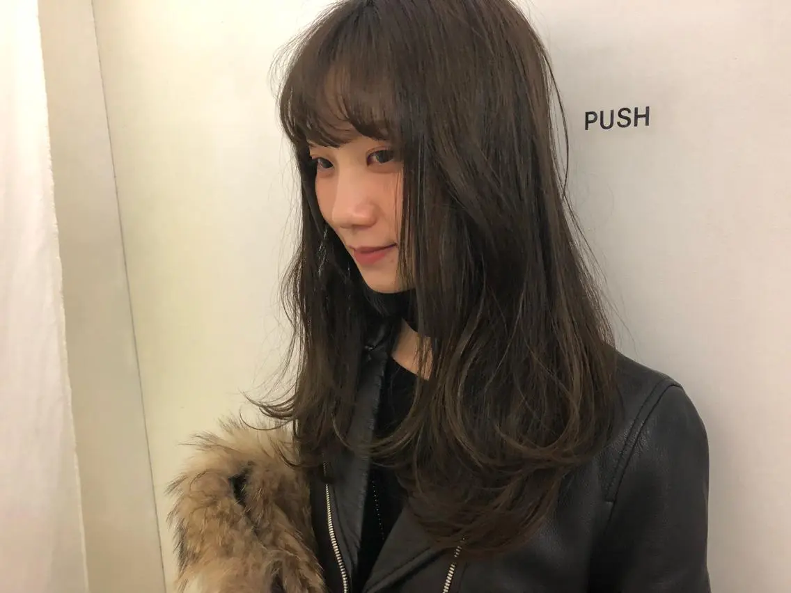 ミディアム パーマ ミディアムパーマ レイヤーカット デジタルパーマ 🌈圧倒的デザイン力 内井省吾のヘアスタイル